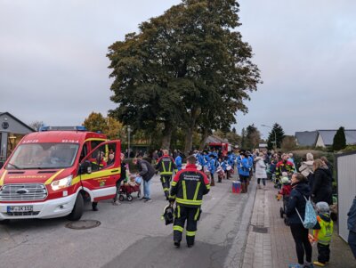 Umzug in Humptrup  (Bild vergr&ouml;&szlig;ern)