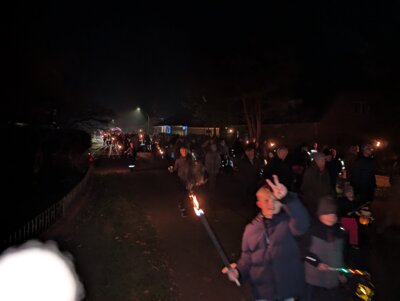 Umzug in Sprakeb&uuml;ll  (Bild vergr&ouml;&szlig;ern)