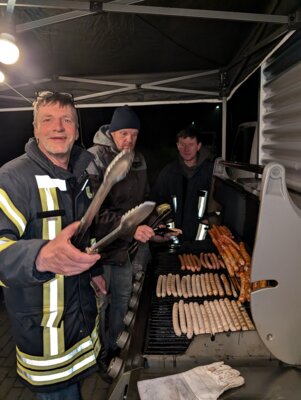 Umzug in Sprakeb&uuml;ll  (Bild vergr&ouml;&szlig;ern)