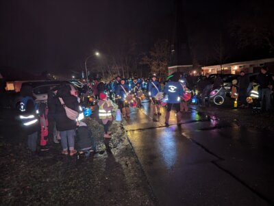 Umzug in Achtrup  (Bild vergr&ouml;&szlig;ern)