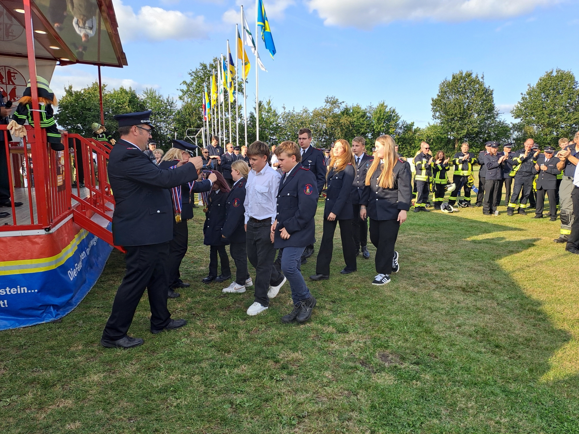 Bild: Siegerehrung Kidswehr u. Jugend-Fw.