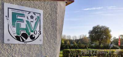 Der FHV 03 Pritzwalk erhielt mobile Gro&szlig;feldtore f&uuml;r den Trainings- und Spielbetrieb.  (Bild vergr&ouml;&szlig;ern)