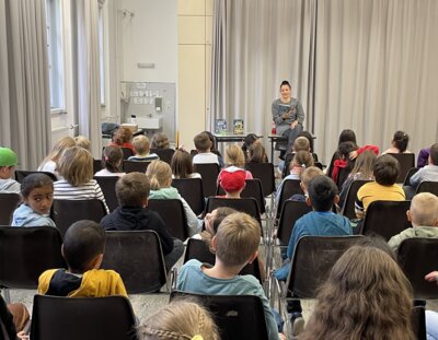 Foto des Albums: Autorenlesung Sue Glanzner