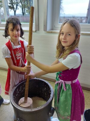 Fotoalbum Oktoberfest in der Grundschule