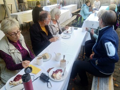 Kaffeepause am Idaturm  (Bild vergr&ouml;&szlig;ern)