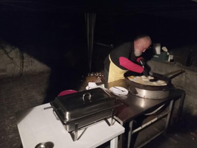 Vorschaubild: der Bratkartoffelkönig in seinem Element