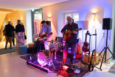 musikalische Umrahmung durch die Band "Superbock"  (Bild vergr&ouml;&szlig;ern)