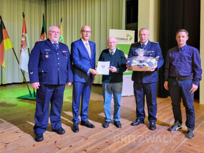 Foto des Albums: Verleihung der Medaillen für Treue Dienste 2024