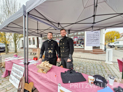 Foto des Albums: Der Holzmarkt schließt die diesjährige PriMa-Treff-Reihe ab