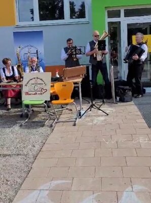 Schule Banzkow  (Bild vergr&ouml;&szlig;ern)