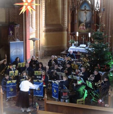 Weihnachtskonzert Banzkow  (Bild vergr&ouml;&szlig;ern)