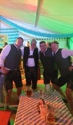 Boek  (Bild vergr&ouml;&szlig;ern)