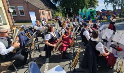 L&uuml;blow  (Bild vergr&ouml;&szlig;ern)