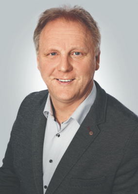 Foto des Albums: Thomas Ruf hilft, wo er kann