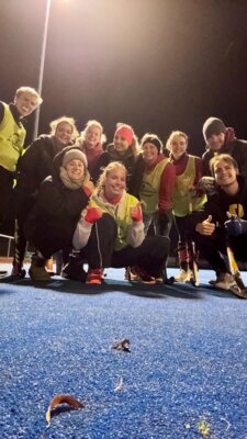 Foto des Albums: Unihockey Training draußen (22.11.2024)