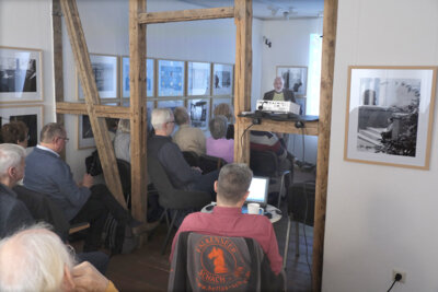 Fotoalbum Bilder von der 8. Fortbildungsveranstaltung der Osthavelländischen Ortschronisten im Rahmen des Tags der brandenburgischen Orts- und Regionalgeschichte