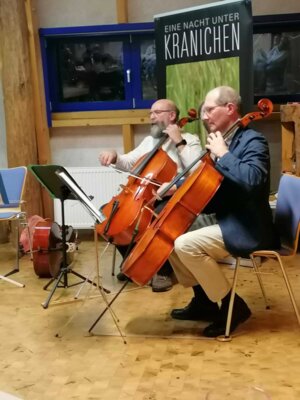 Fotoalbum Ungewöhnlicher Auftrittsort für Cello- und Blockflötenensemble