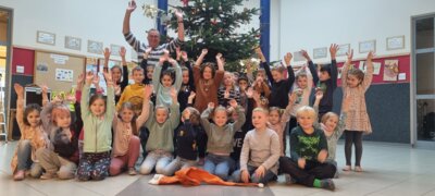 Foto des Albums: Tannenbaum schmücken
