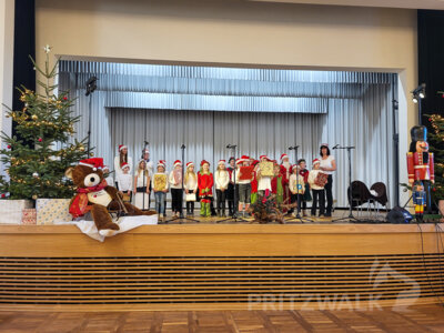 Foto des Albums: Seniorenweihnachtsfeiern waren hervorragend besucht (Dienstag, 26.11.)