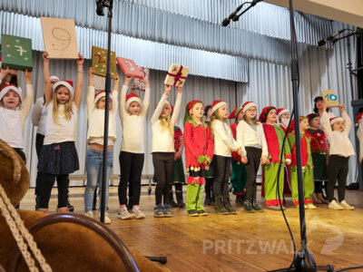 Foto des Albums: Seniorenweihnachtsfeiern waren hervorragend besucht (Dienstag, 26.11.)