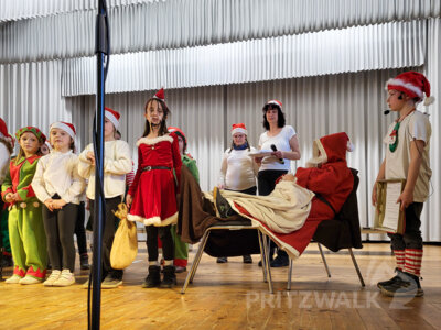 Foto des Albums: Seniorenweihnachtsfeiern waren hervorragend besucht (Dienstag, 26.11.)