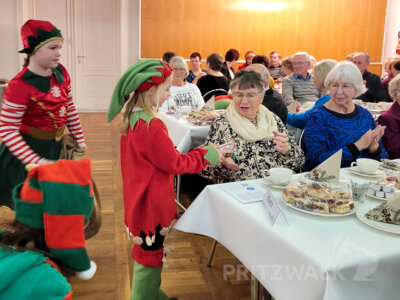 Foto des Albums: Seniorenweihnachtsfeiern waren hervorragend besucht (Dienstag, 26.11.)