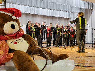 Foto des Albums: Seniorenweihnachtsfeiern waren hervorragend besucht (Dienstag, 26.11.)