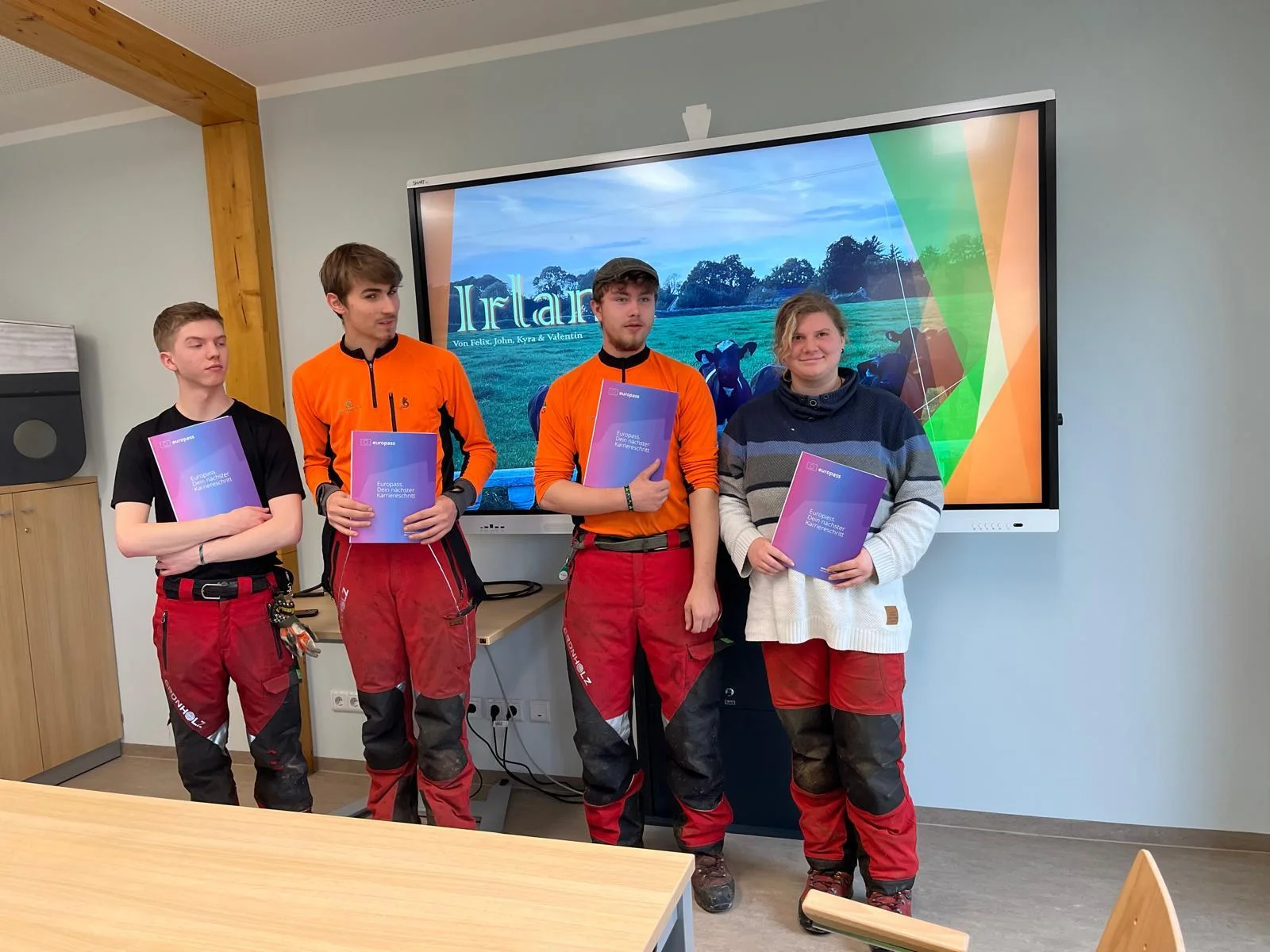 Bild: Kirsten, Felix, Valentin und John