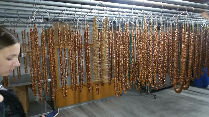 Bild: Herstellung von traditionellen Lebensmitteln