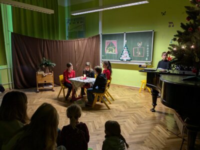 Weihnachtsprogramm Kl. 4a 