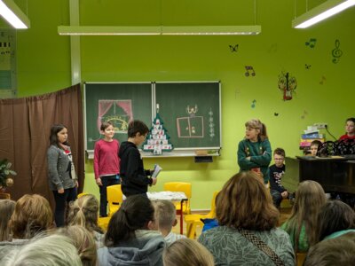 Weihnachtsprogramm Kl. 4b 