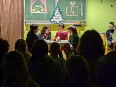 Weihnachtsprogramm Kl. 4b 