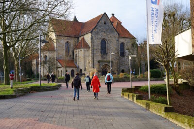 Bei der Klosterkirche St  Marien  (Bild vergr&ouml;&szlig;ern)