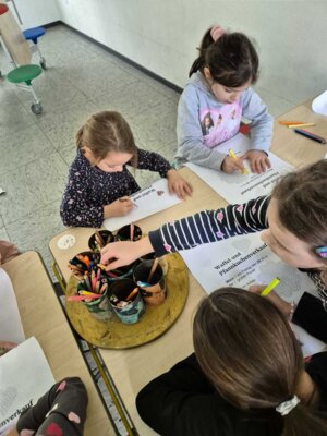 Foto des Albums: AG November Frau Klajbor