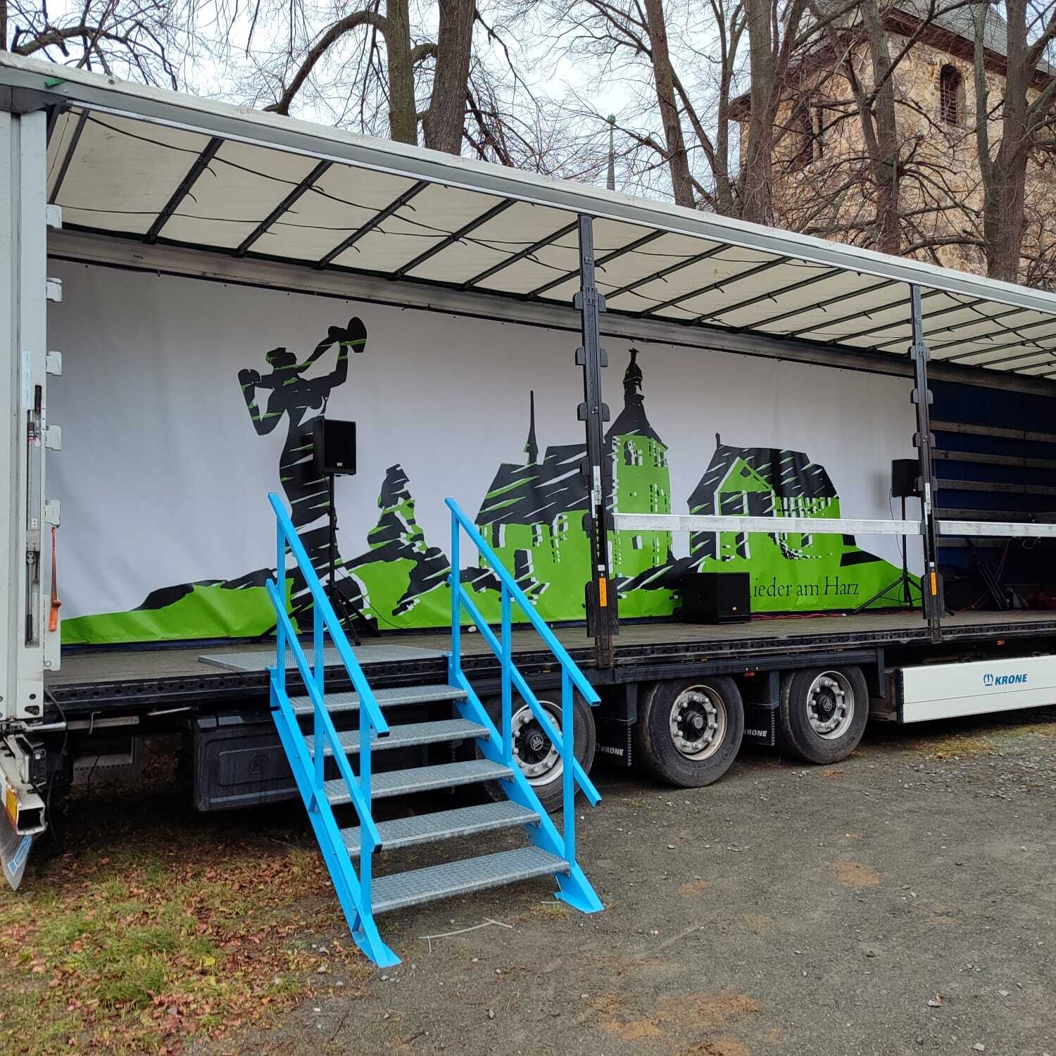 Bild : 7. Weihnachtsmarkt in Zentrum von Rieder