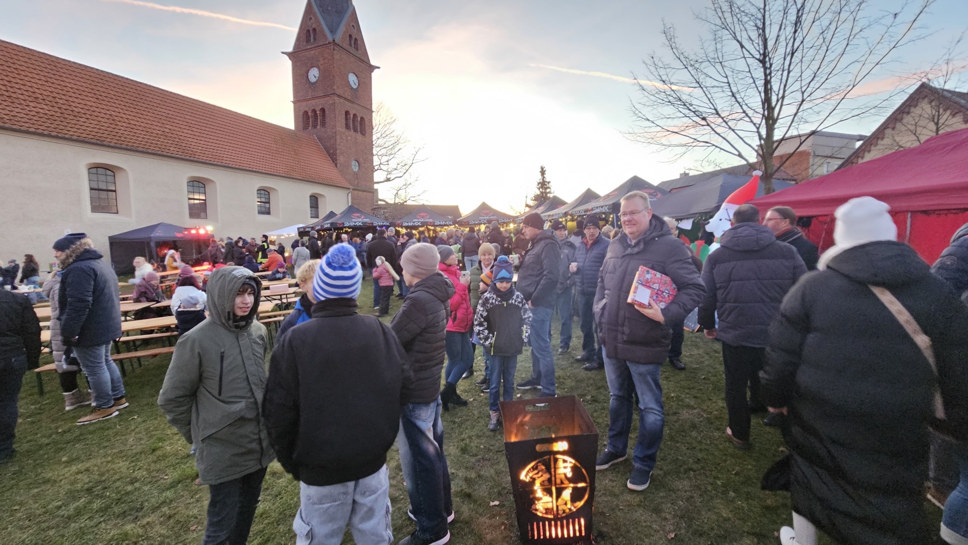 Bild: Adventsmarkt in Zielitz (1)