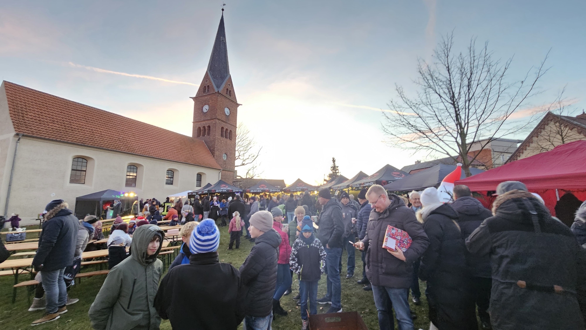 Bild: Adventsmarkt in Zielitz (9)