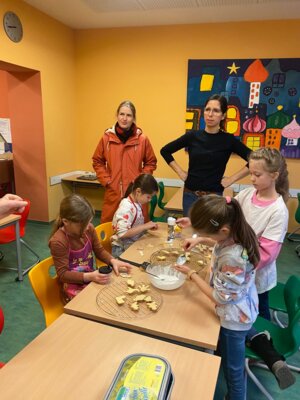 Foto des Albums: Plätzchen backen - Klasse 2.2