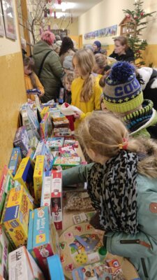 Foto des Albums: Adventsmarkt in unsere Schule