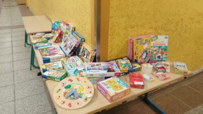 Foto des Albums: Adventsmarkt in unsere Schule