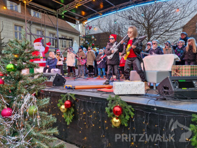 Foto des Albums: Impressionen vom Pritzwalker Weihnachtsmarkt (Teil 2)