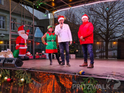 Foto des Albums: Impressionen vom Pritzwalker Weihnachtsmarkt (Teil 2)