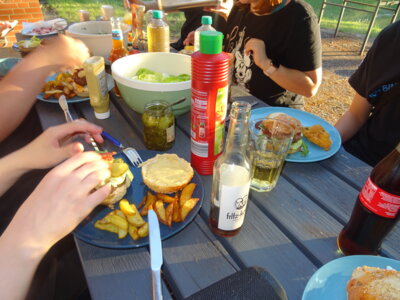 Foto des Albums: Sommerferienaktion: Teenie-Burger
