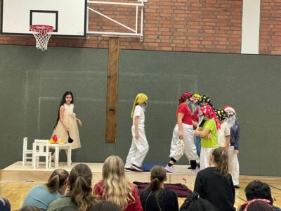 Foto des Albums: Einladung zum Nikolaustag für unsere Viertklässler