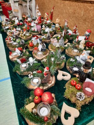 Foto des Albums: Weihnachtsfeier 2024 mit Programm und Basar