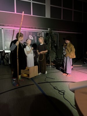 Foto des Albums: Weihnachtsfeier 2024 mit Programm und Basar