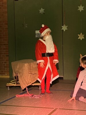 Foto des Albums: Weihnachtsfeier 2024 mit Programm und Basar