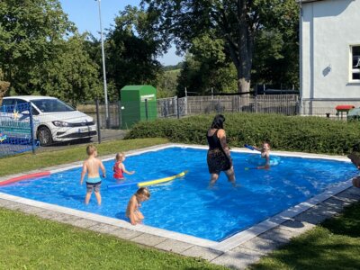 Vorschaubild: Wiedereinweihung Pool Kita Rasselbande