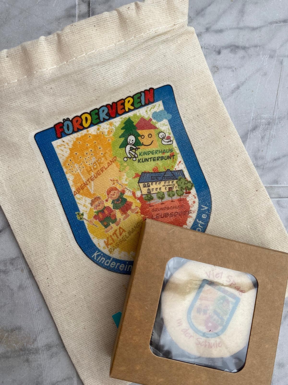 Bild: Geschenke an Schulanfänger