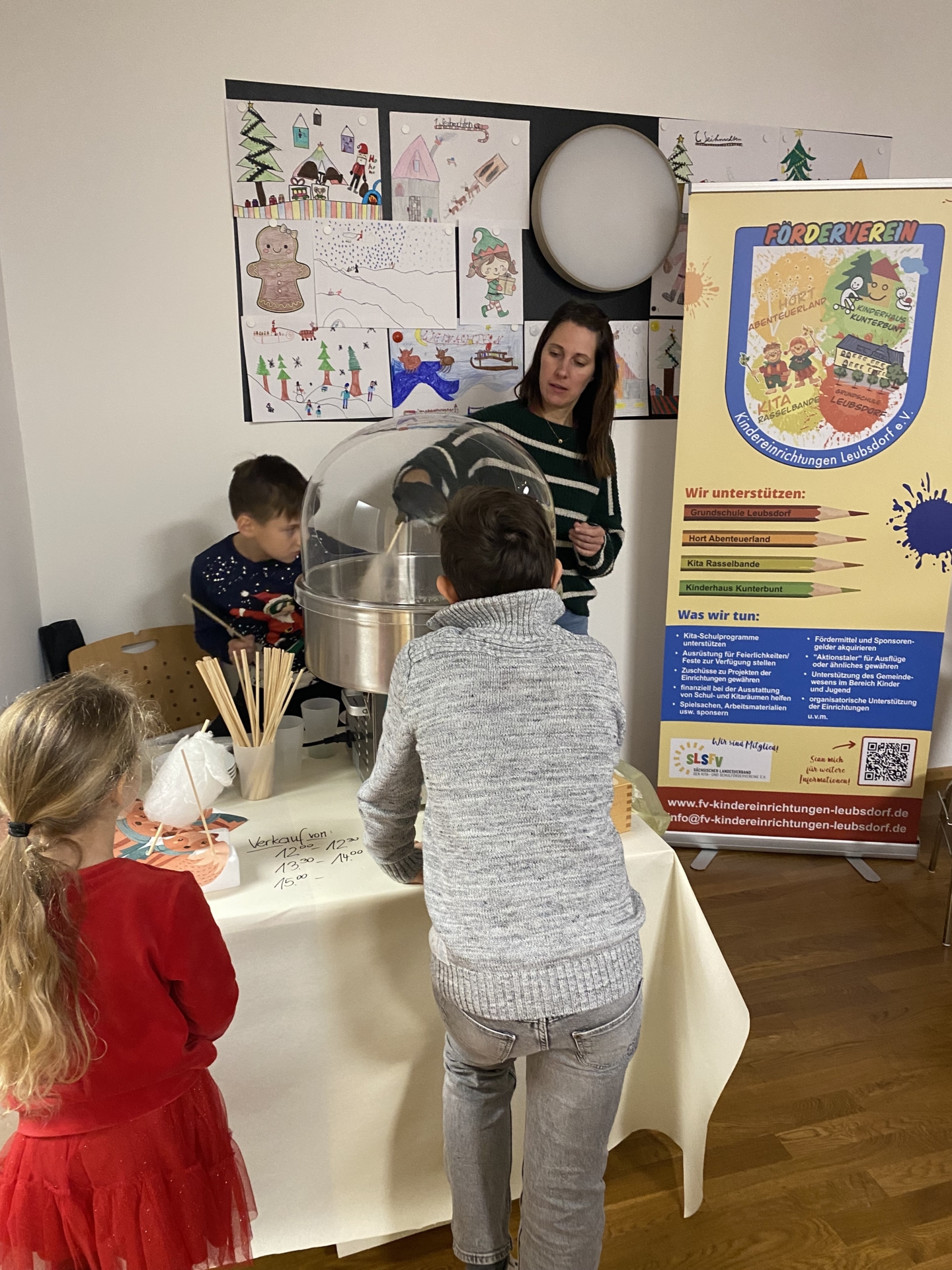 Bild: Unser Stand zum Adventsmarkt im Lindenhof 7.12.2024